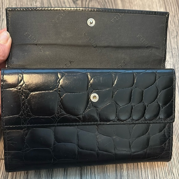 Vintage, Furla Double Snap Wallet, Black Patent Leather, Made In Italy, EUC - Picture 3 of 8
